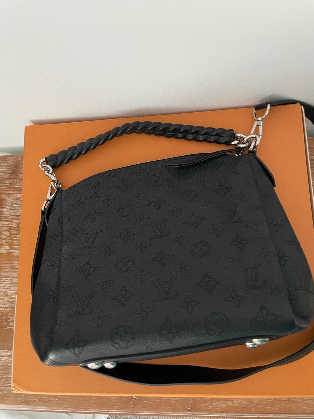 Authentic Louis Vuitton Mahina babylone bb